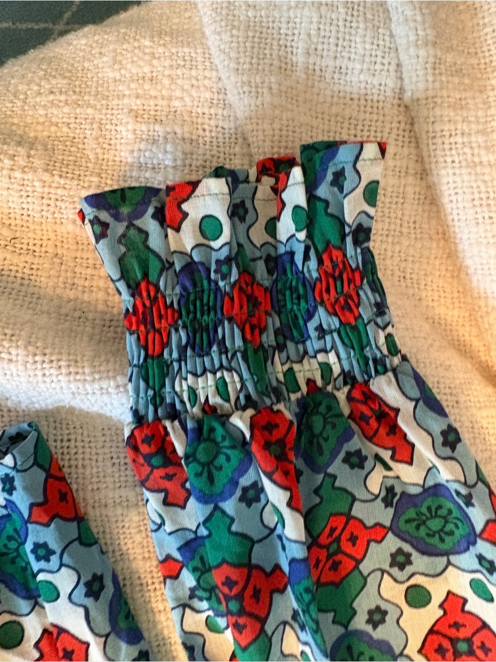 Boden Women’s Multicolor Floral Top- Red, Green & Blue US size 10 - Picture 5 of 6